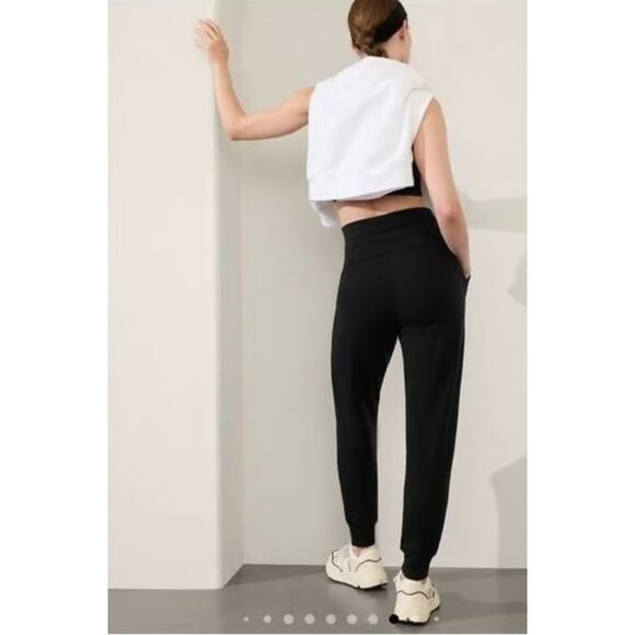 Athleta Balance Jogger Sweatpants - Black - Size Small - Style # 882627 - Picture 6 of 10